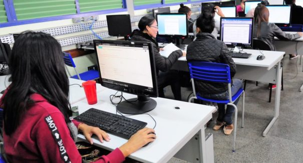 Maioria das escolas brasileiras não tem plataformas para ensino online