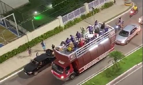 Boi da Maioba realiza romaria por bairros da capital maranhense