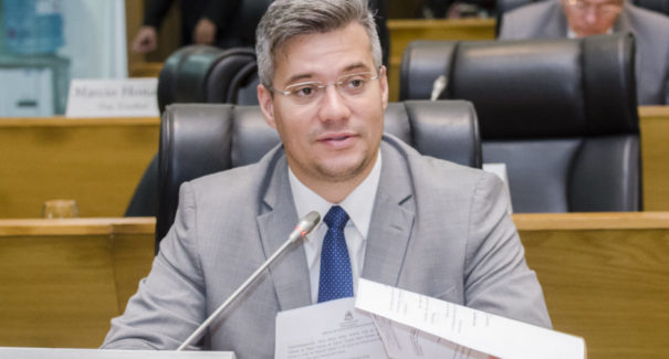 Entrevista com Neto Evangelista: um candidato da base do governo Brandão