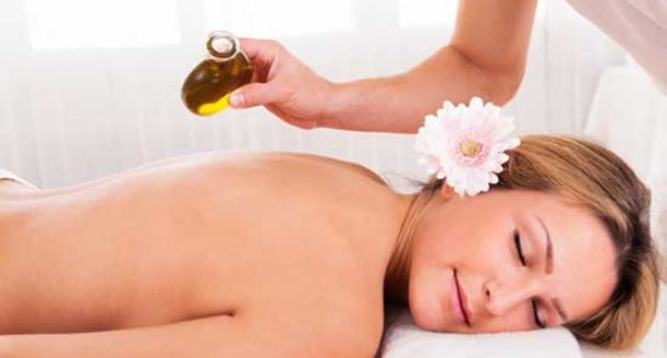 6 benefícios do óleo de amêndoa para pele e cabelo