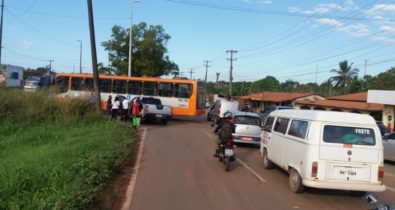 Caminhonete e ônibus colidem na BR-135, em São Luís