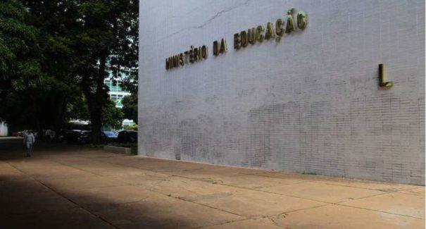 Novo ministro da Educação deverá ser sabatinado por deputados
