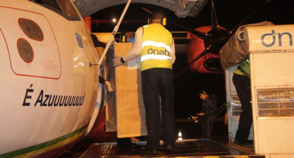 Justiça suspende pena que determinava perda de 107 respiradores comprados na China