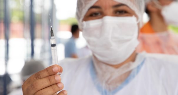 Vacina contra meningite começa a ser disponibilizada pelo SUS