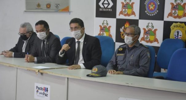 Suspeitos de envolvimento na morte de pais do deputado pretendiam roubar armas da fazenda
