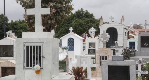 Mortes naturais fora de hospitais crescem 139,83% no Maranhão durante pandemia, apontam cartórios