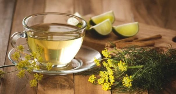 5 benefícios do chá de erva doce