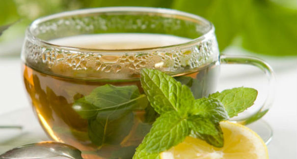 5 chás para melhorar a digestão