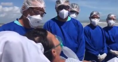 Vídeo: Após se recuperar da covid-19, paciente realiza sonho de conhecer a praia em São Luís