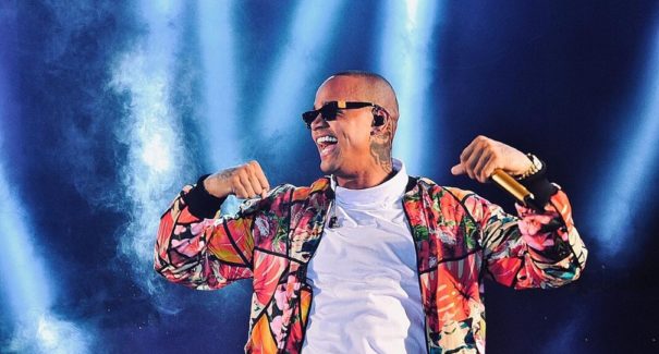 Lives da semana: Raça Negra, Skank, Léo Santana e mais
