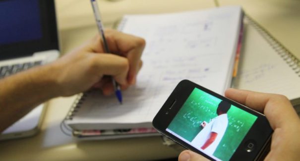 MEC autoriza aulas a distância em escolas técnicas federais de ensino