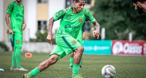 Sampaio Corrêa terá problemas para estreia contra o Vitória