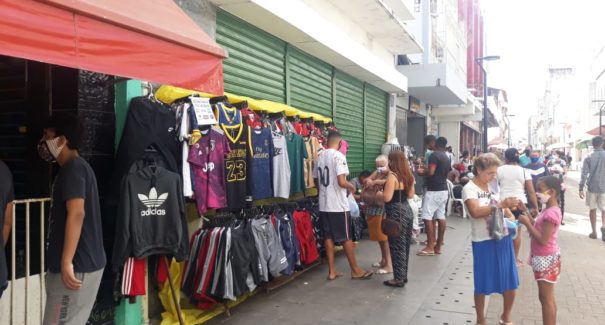 Pandemia aumenta em 30% o número de ambulantes no centro comercial de São Luís
