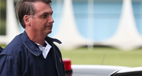 Auxílio emergencial deve ser estendido, afirma Bolsonaro