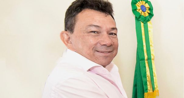Prefeito de Cândido Mendes é afastado pela Justiça