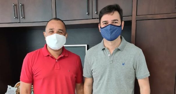 “Uma visita de cortesia”, diz Rubens Júnior sobre encontro com Roberto Costa
