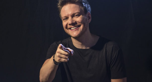 Dia dos Pais rende várias homenagens em shows e lives neste final de semana