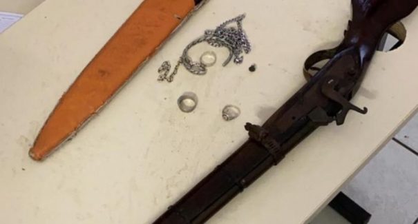 Bebê é feito de refém pelo próprio pai no município de Caxias