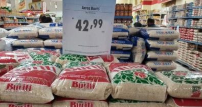 Preço do arroz dispara e consumidores relatam pagar até R$ 42 no pacote