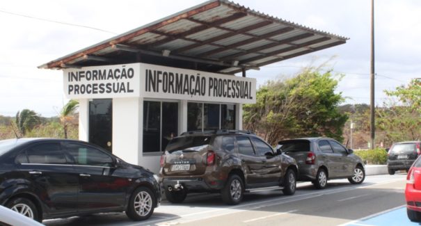 Corregedoria Geral da Justiça implanta drive-thru para carga processual física