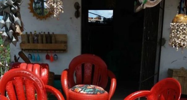 Casal transforma pneus em objetos sustentáveis