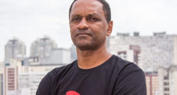 Hertz Dias é o último participante das lives