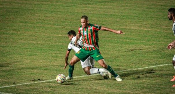 Sampaio indefinido para encarar o CRB no Campeonato Brasileiro