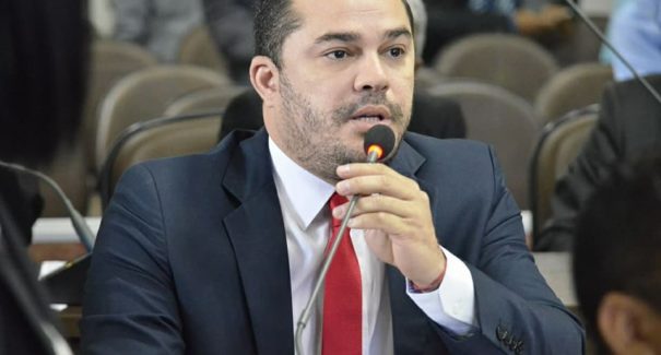 Vereador do DEM que concorre a reeleição é indeferido em São Luís