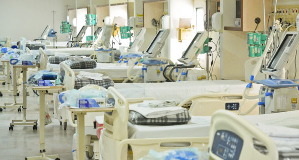 Covid-19: ocupação dos leitos de UTIs fica abaixo de 60% em todo país