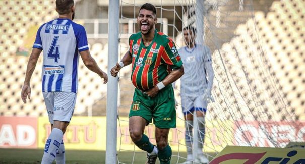 Autor de gol contra o CSA, Gustavo Ramos não enfrenta o Cruzeiro