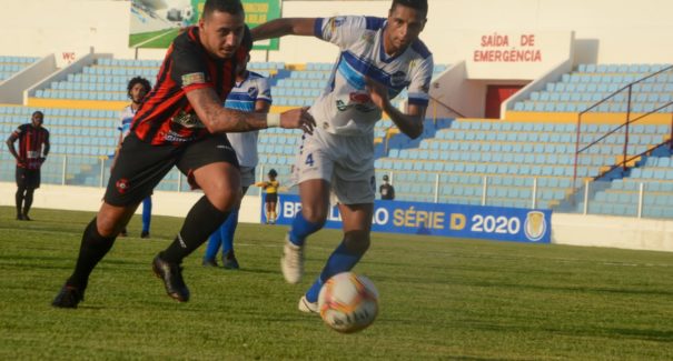 Com duas novidades entre os relacionados, Moto embarca para jogo diante do Santos, em Macapá