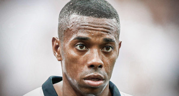 Itália emite ordem internacional de prisão contra Robinho por estupro