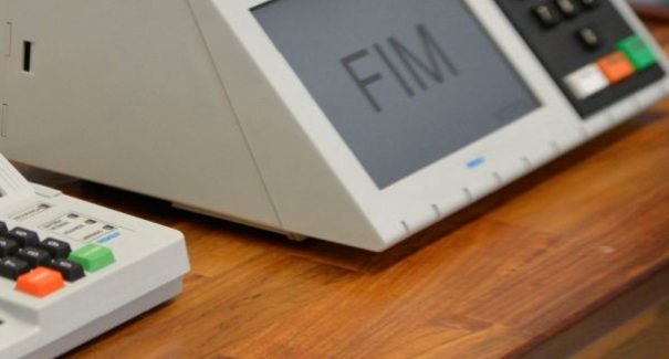 Eleitores com mais de 60 anos só poderão votar em horários específicos? Checamos!