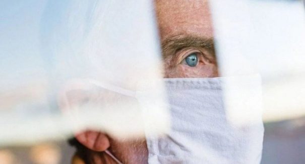 Vacina: Por que imunizar os mais velhos é difícil?