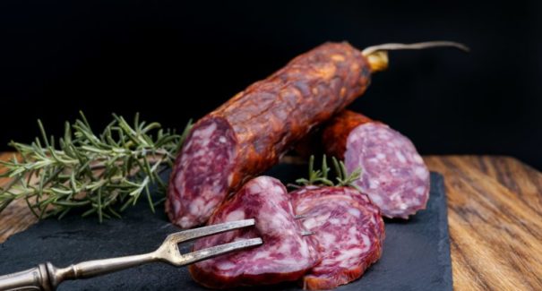 Charcutaria a arte de transformar carnes com opções em São Luís