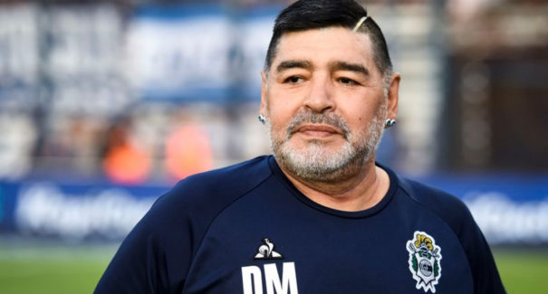 Diego Maradona morre aos 60 anos