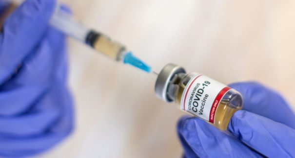 Pfizer prevê implantação de vacina contra covid-19 na América Latina