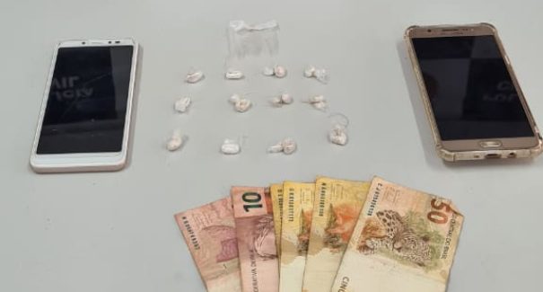 Homem é preso suspeito de traficar drogas no João Paulo