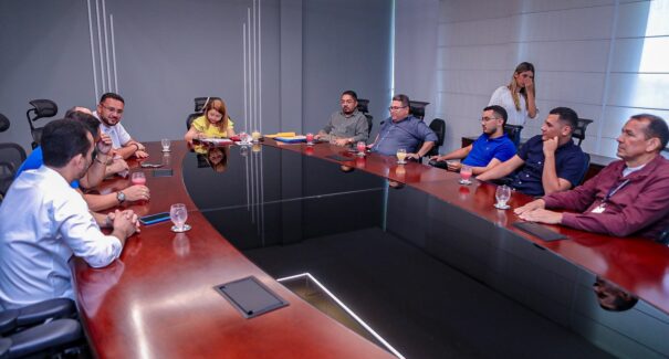 Iracema Vale recebe comitiva para discutir preparativos do Festejo de São Raimundo Nonato dos Mulundus