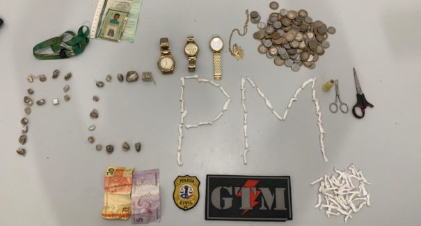 Polícia prende traficantes em bairros da capital