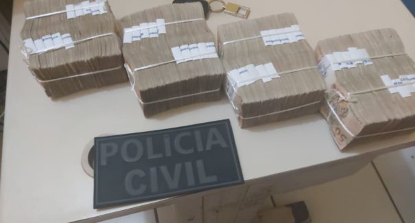 Polícia prende filho de candidato suspeito de compra de votos