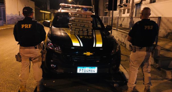 Ação policial resulta na apreensão de 50 kg de maconha e prisão de traficante