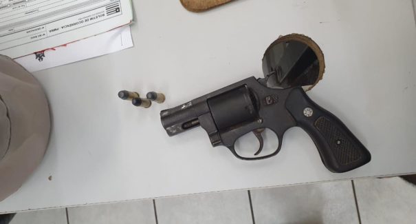 Policial de folga prende suspeito de roubar loja na Avenida dos Franceses
