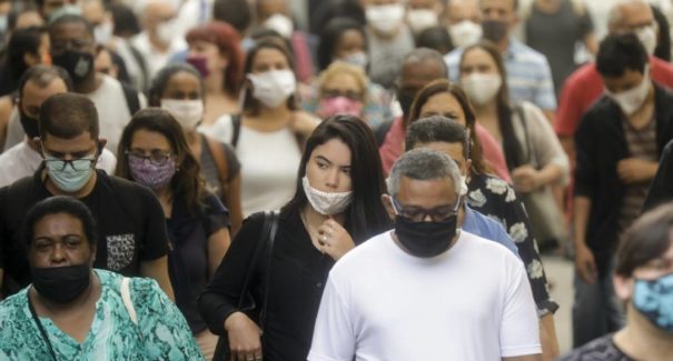 Em 24 horas, covid-19 registra 238 mortes