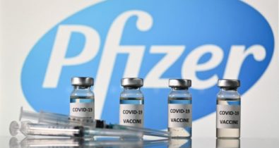 Pfizer fecha acordo para produção de vacinas da covid-19 no Brasil