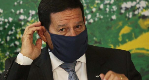 Vice-presidente Hamilton Mourão testa positivo para covid-19