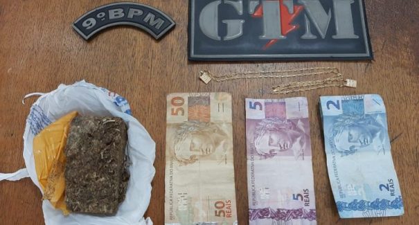 Suspeito de tráfico de drogas é preso no bairro do Coroado