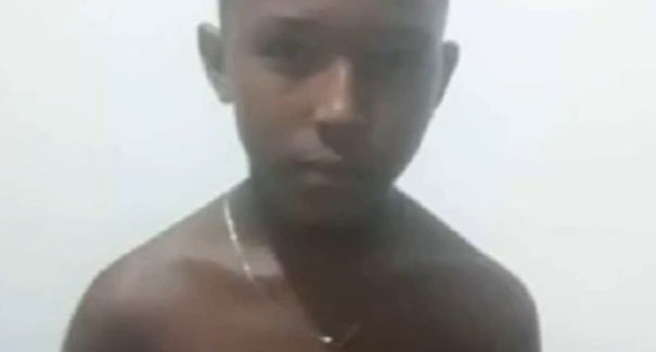 Morre menino de 11 anos que teve as  pernas esmagadas por caminhão
