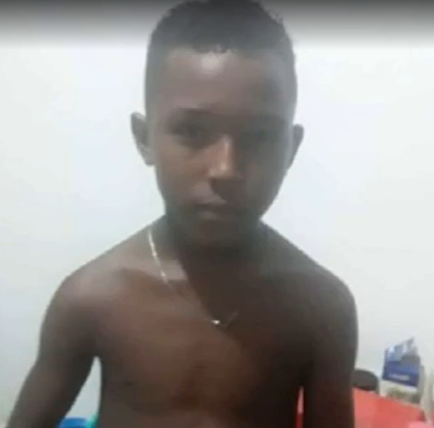 Morre menino de 11 anos que teve as  pernas esmagadas por caminhão