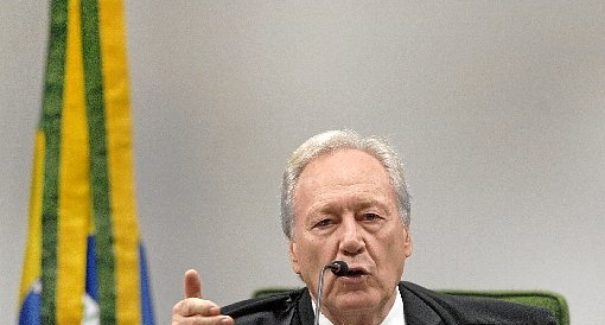 Por 10 votos a 1, STF aprova vacina obrigatória